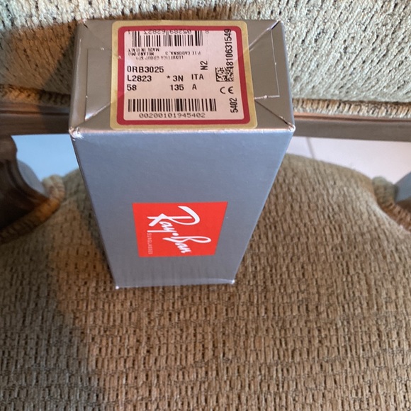 Ray-Ban Aviators - Picture 12 of 12